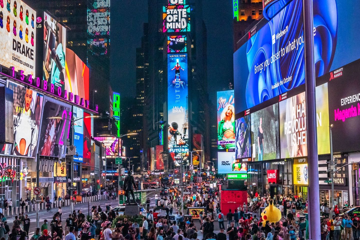 Forever21 Augmented Reality Billboard at Times Square