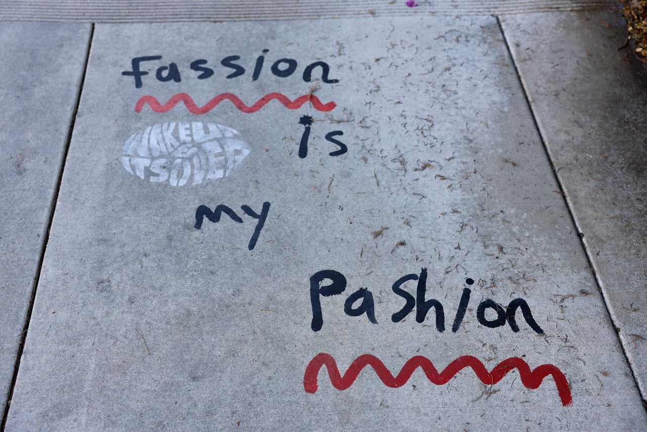 Des Moines hosts the annual Iowa State Fair, attracting over a million visitors each year. Des Moines hosts the annual Iowa State Fair, attracting over a million visitors each year. Sidewalk Stencils in Iowa: Top Agency for Local Marketing