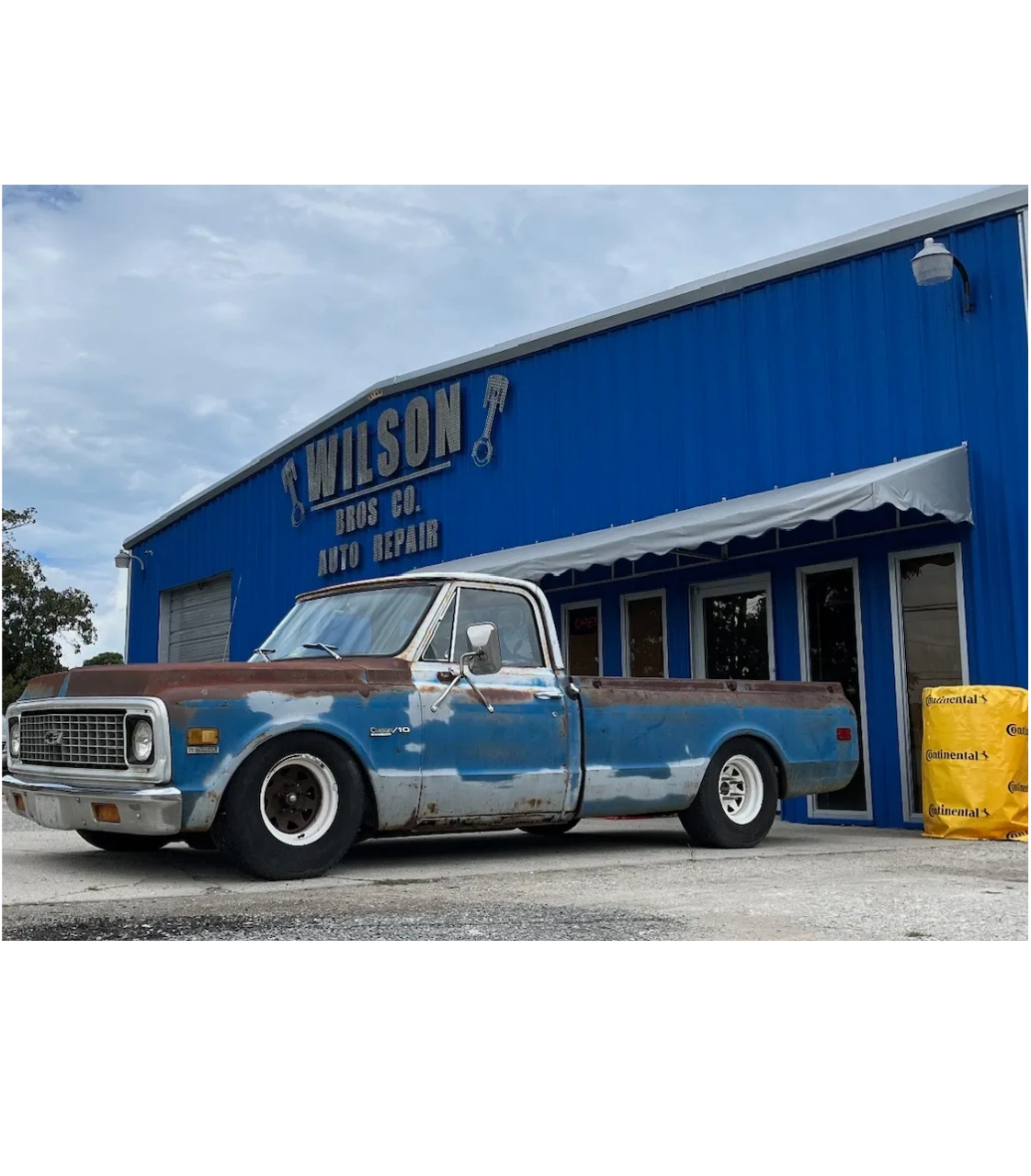 Wilson Bros Co. Towing & Auto Repair logo