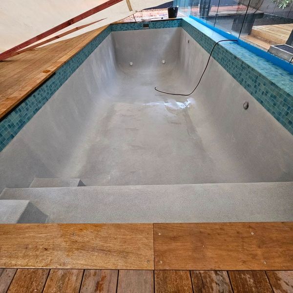 Cool blue Diamond Brite acid washed and ready for the water tanker.