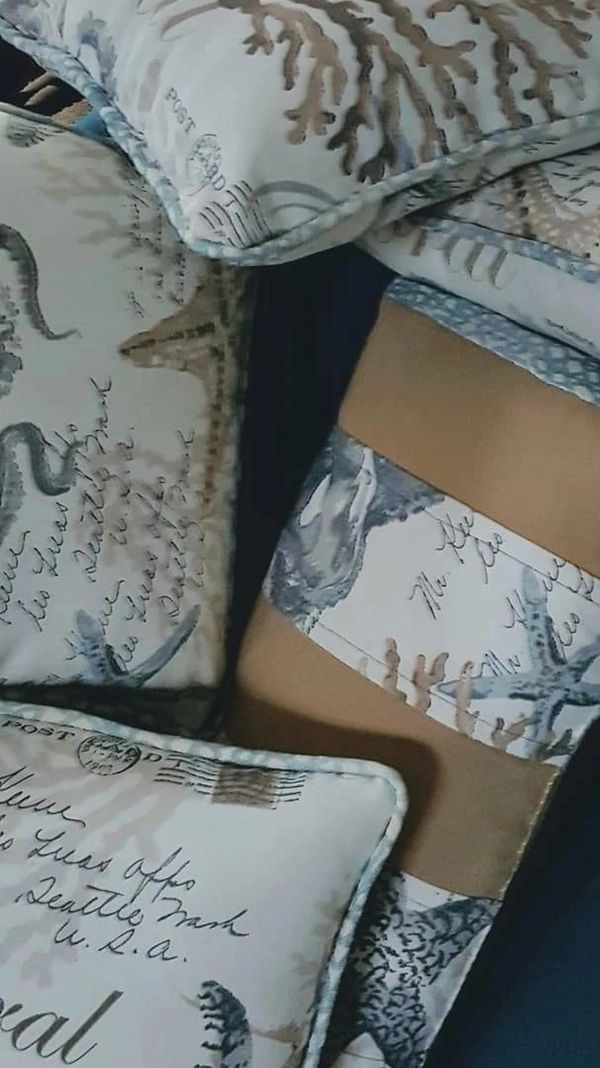 accent pillows with cording