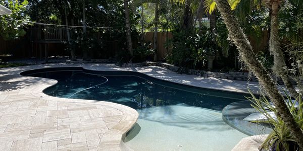 Clean pool