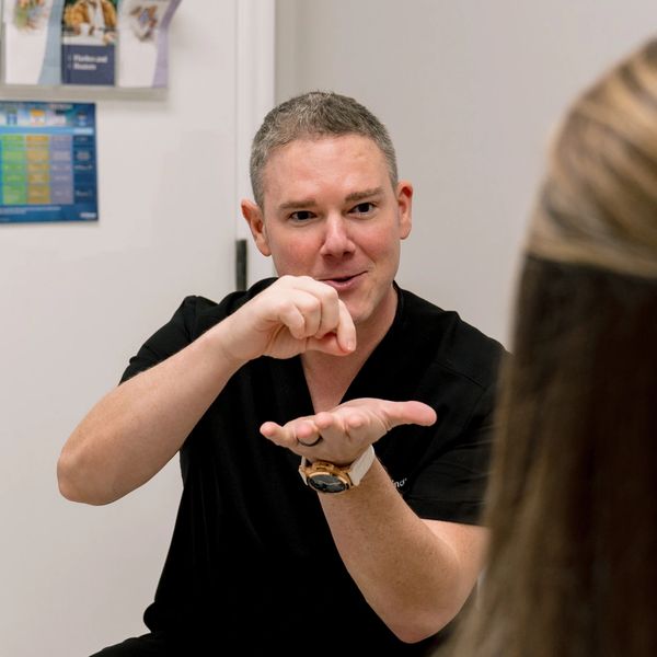 Shaun Francis Swindler explaining procedure