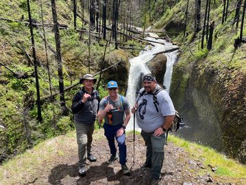 Forrest McKinnis and friends above log bridge crossing near Oneonta Falls in Cascade Locks 
