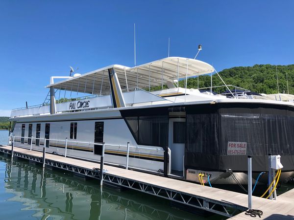 Lake Life Boats Middle Tennessee Houseboats