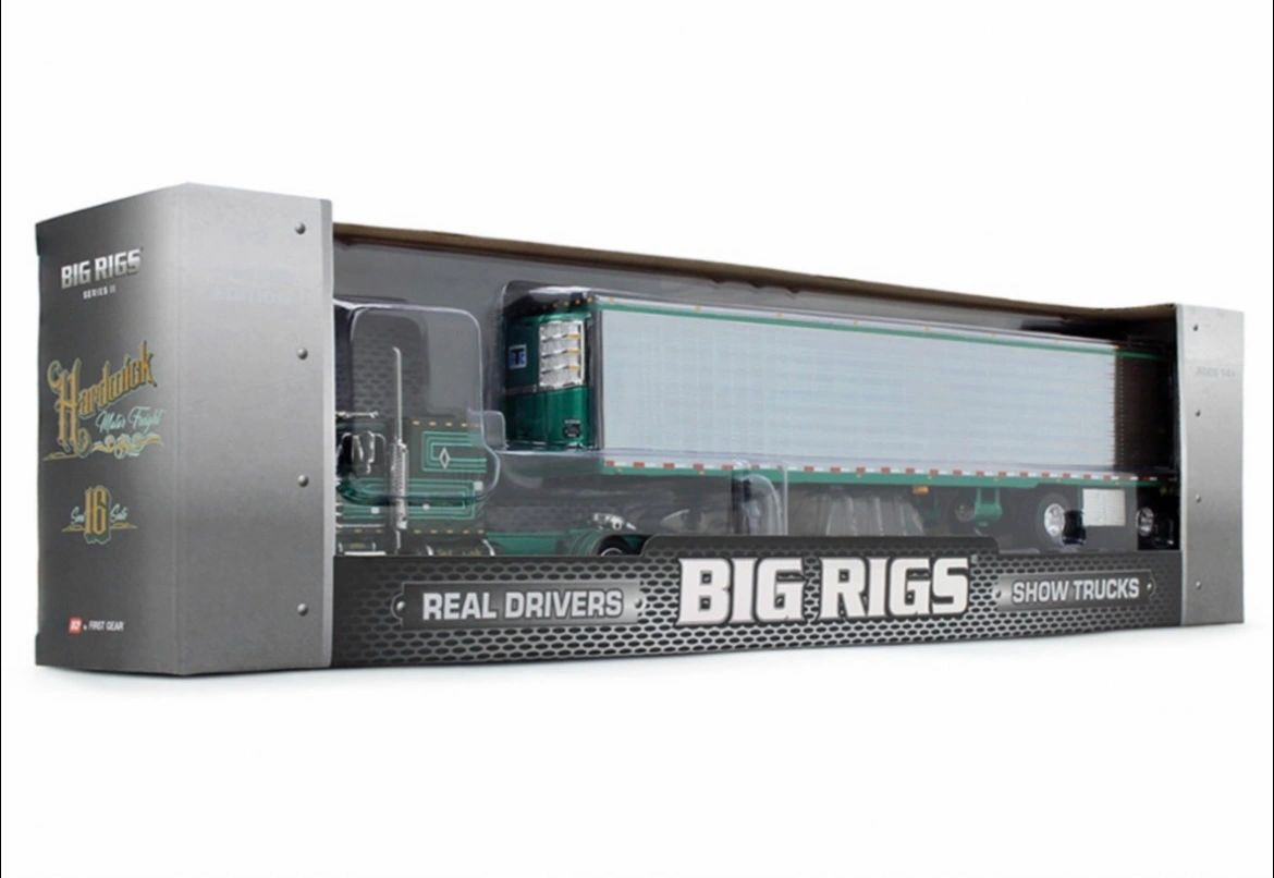 Big Rigs Series 2 #2 Hardwick Peterbilt with Chrome Reefer