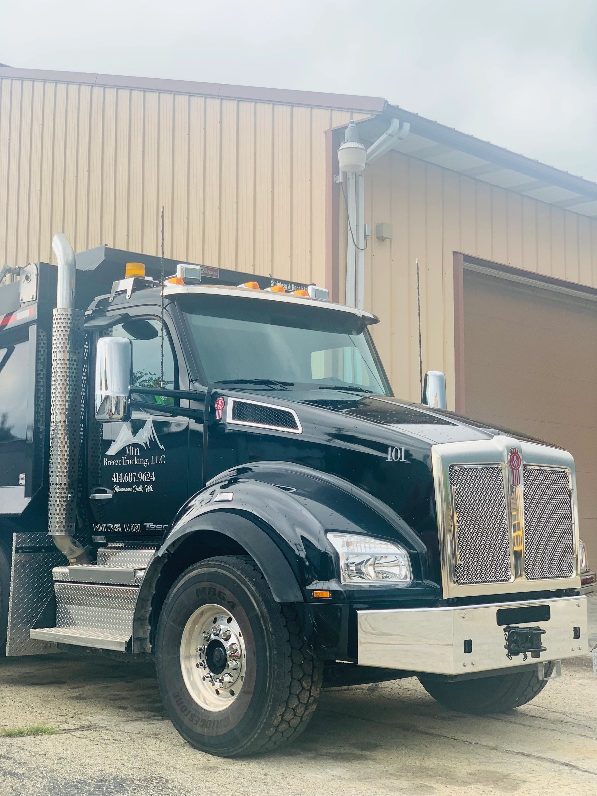 //img1.wsimg.com/isteam/ip/b7e19f24-040b-407d-a91f-94734407e042/IMG_4555%202.jpeg/:/cr=t:0%25,l:0%25,w:100%25,h:100%25/rs=w:1300,h:800