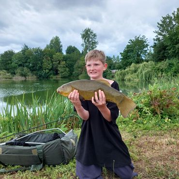 Tench , Claydon Park Fishery , Claydon Fishery , fishing Fairford , fishing Gloucestershire 