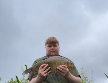 Claydon Park Fishery , Claydon Pike , fishing Lechlade , fishing Gloucestershire , course fishing