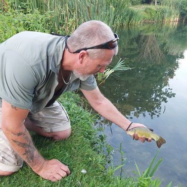 Claydon Park Fishery , fishing Gloucestershire , tench , tench fishing , fishing Lechlade , 