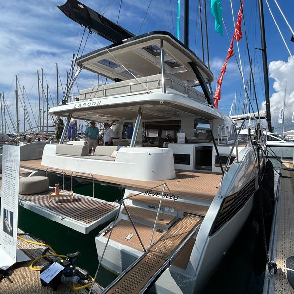 Vendeur Catamarans Lagoon