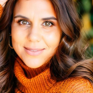 Vanessa Conatser, curator