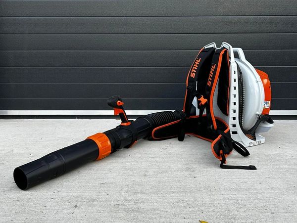 backpack leaf blower