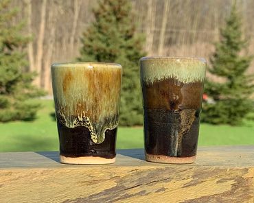 photo of starry night glaze with turquise on two different clay types