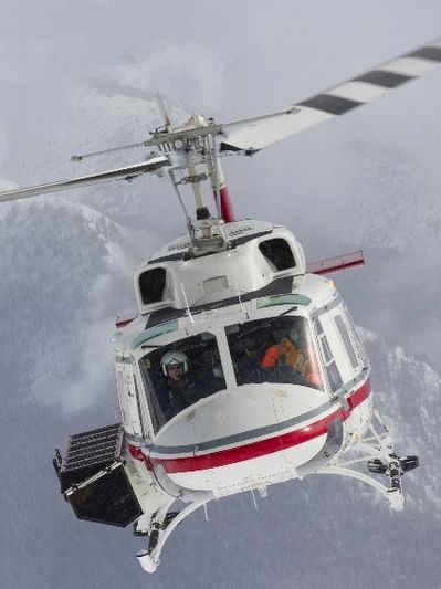 CMH helicopter ski photo on Skibbatical
