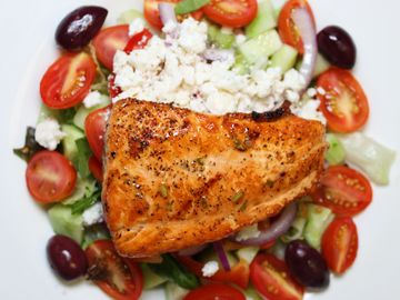 Greek Salad with Salmon 