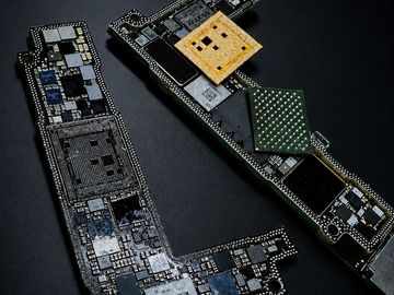 Advanced board-level repairs may incur an initial diagnostic charge. 