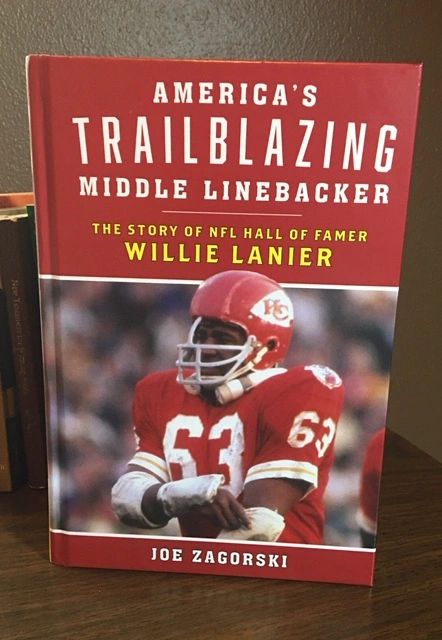 Willie Lanier  Nfl football players, Nfl football pictures, New nfl helmets