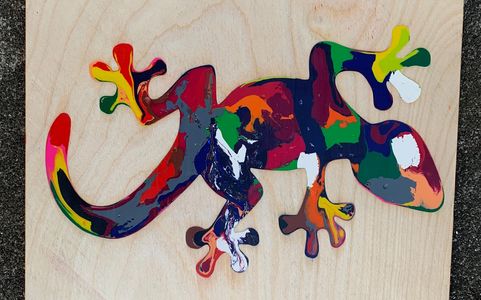 Gecko wood cnc carved with crayon was natural satin clear coat