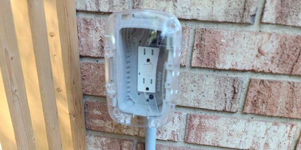 Outdoor plug