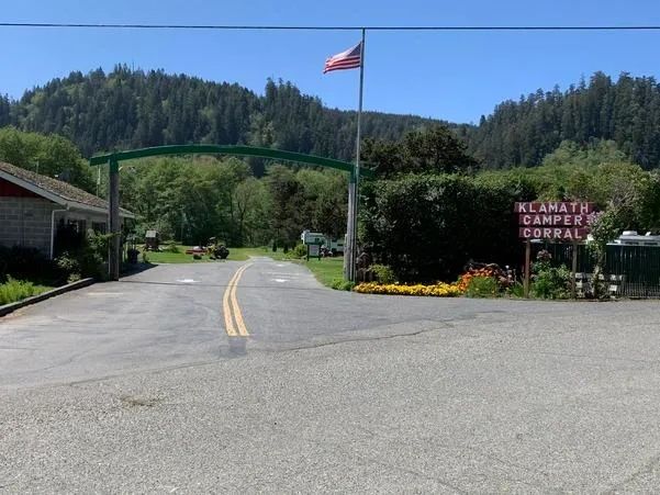 Escape to Klamath's Camper Corral: Your Northern California Adventure Awaits!