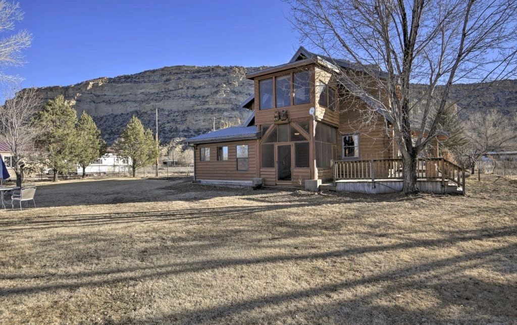 The Cottonwood Cabin