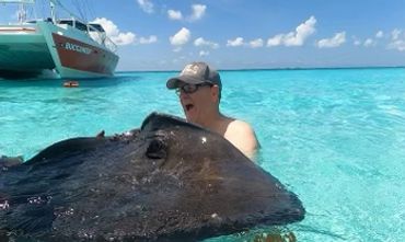 stingray city tour grand cayman