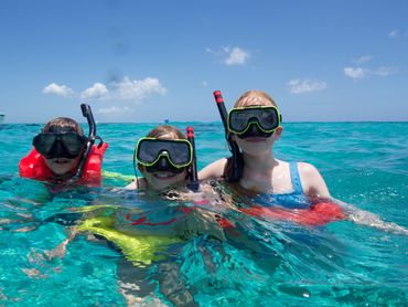 snorkeling adventure in grand cayman