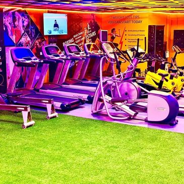 Do Cardio Exercise in Activo Gym located in DHA phase 4 Lahore. We have a separate Cardio Floor.