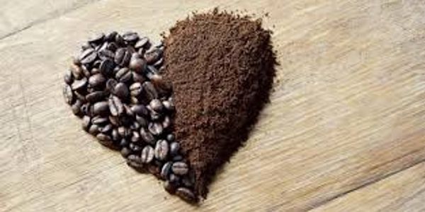 COFFEE BEANS AND GROUNDS HEART