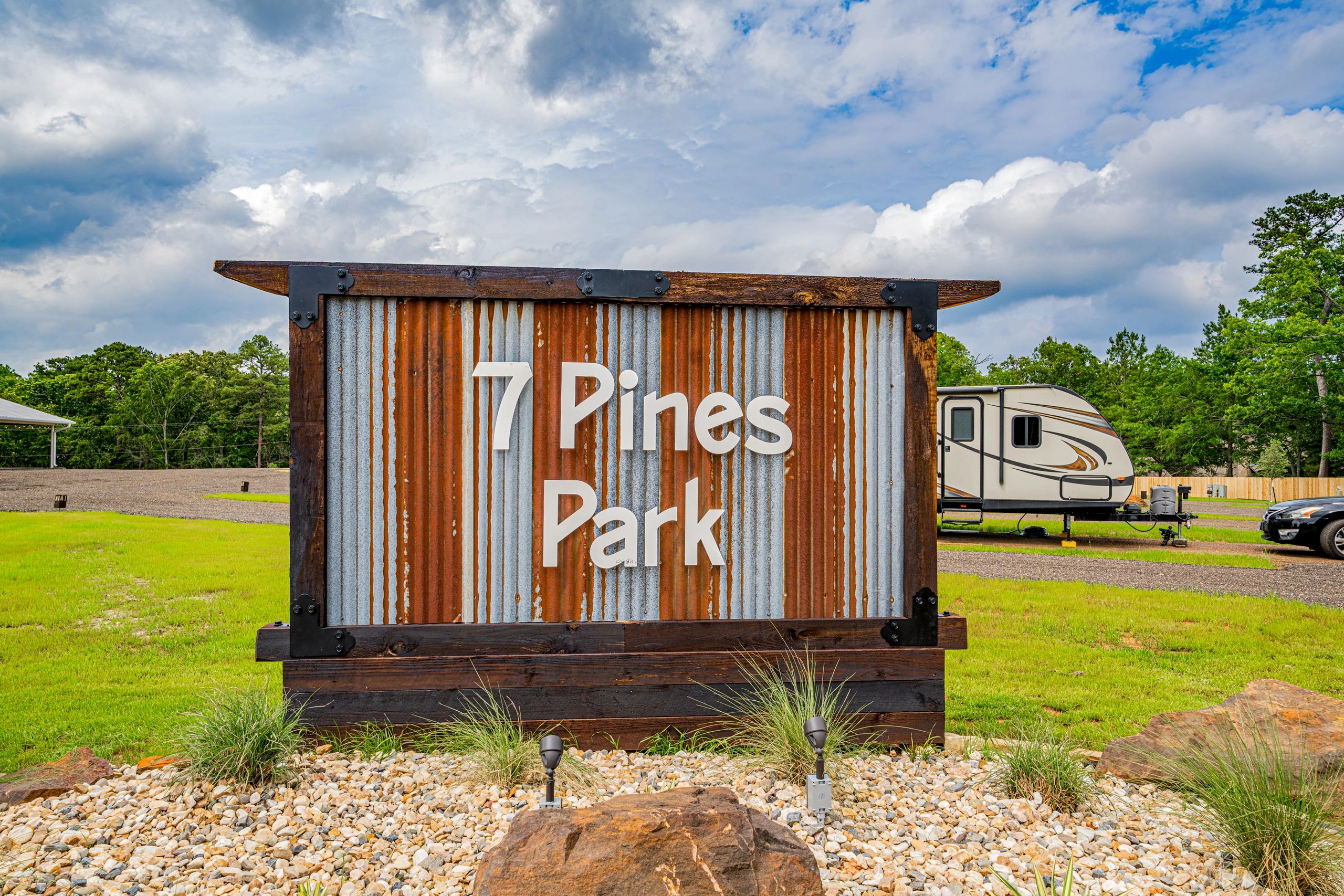 7 Pines Park photo 2