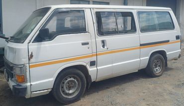 T14- Hi Ace Kombi 1986
3Y Engine 
R35 900