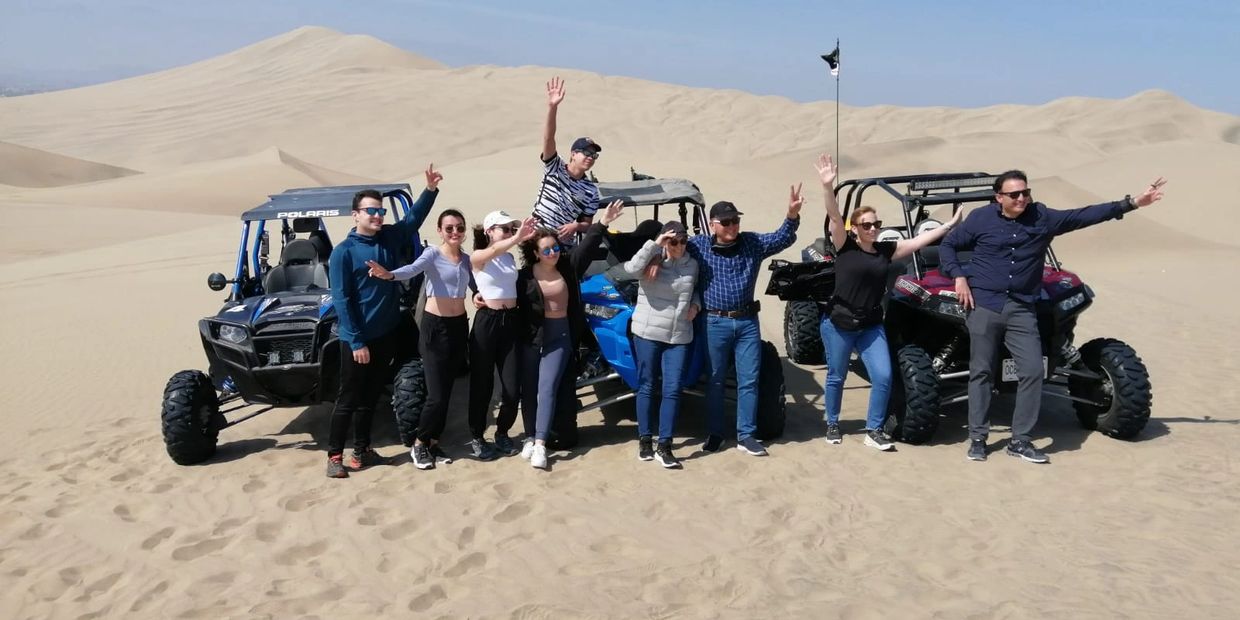 Eine Polaris-Tour über die Huacachina-Wüste ist das schönste Erlebnis im Leben.