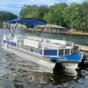 24ft jc tritoon with a 150hp yamaha outboard pontoon and tritoon rentals lake gaston boat rentals.