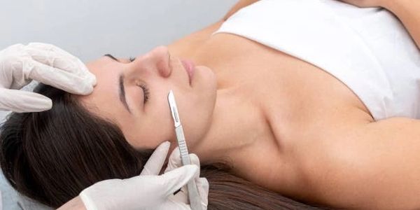 A client getting the best dermaplaning in Everett, WA at Autumn Noel Esthetics.
