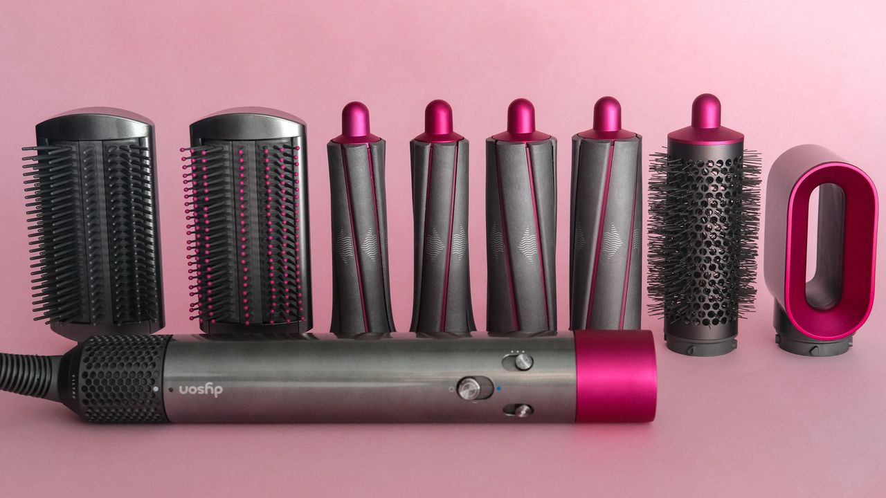 DYSON IS CHANGING THE WAY WE STYLE OUR HAIR DYSON IS CHANGING THE WAY WE STYLE OUR HAIR