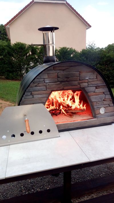 Maximus Portable Pizza Oven Cover  Authentic Pizza Ovens - Patio