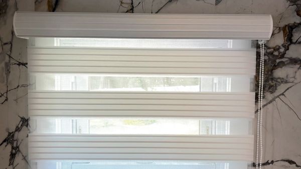 Zebra shades (White stripes)