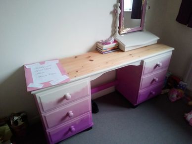 This was a commission for a beautiful young lady, whom wanted a dressing table  in Pink.  This was d