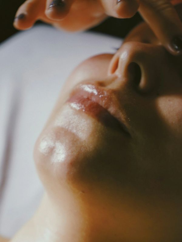 soothing relaxing facial