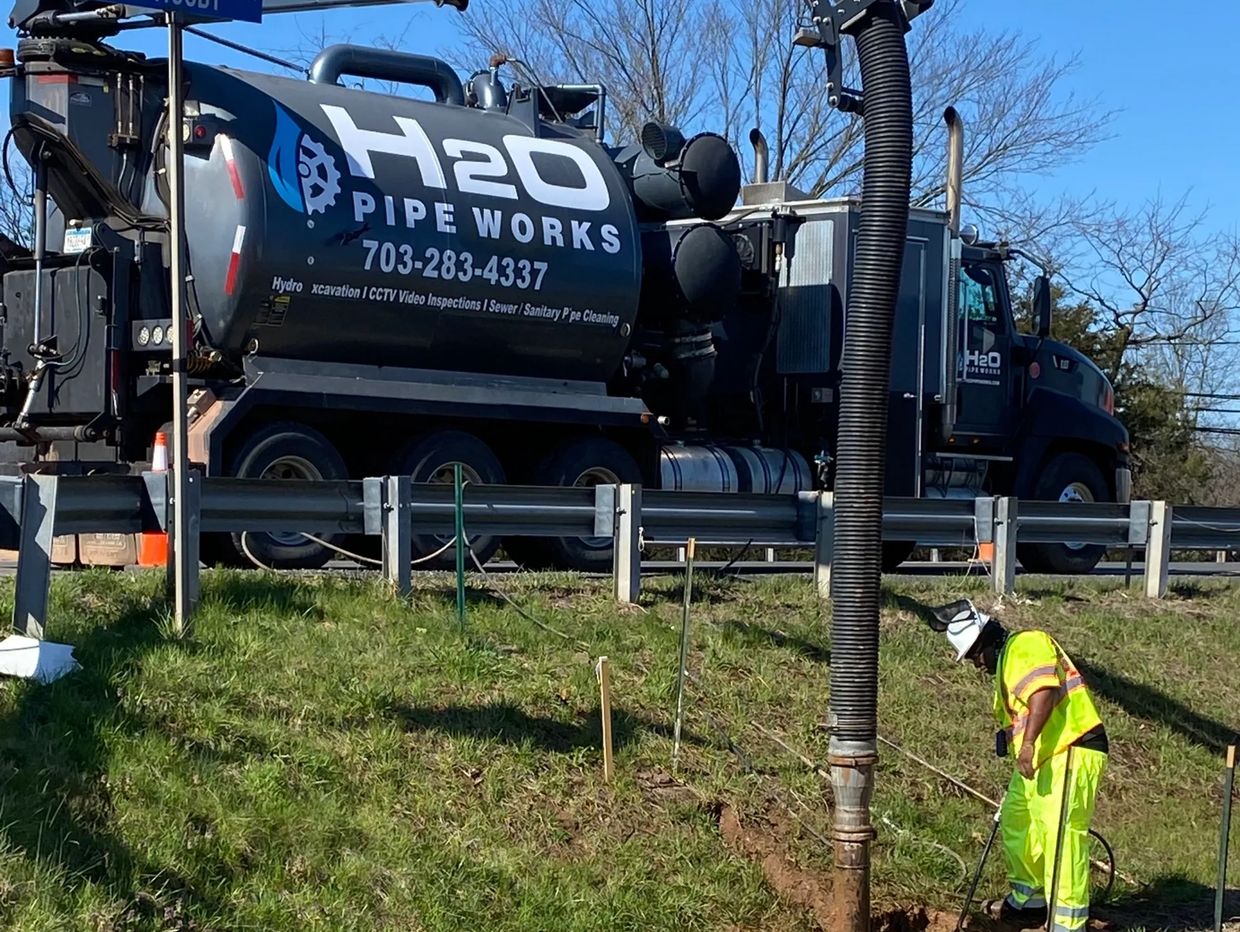 Hydro Excavation. Locating Utilities. Safe Dig. Trenching. Pothole. Potholing