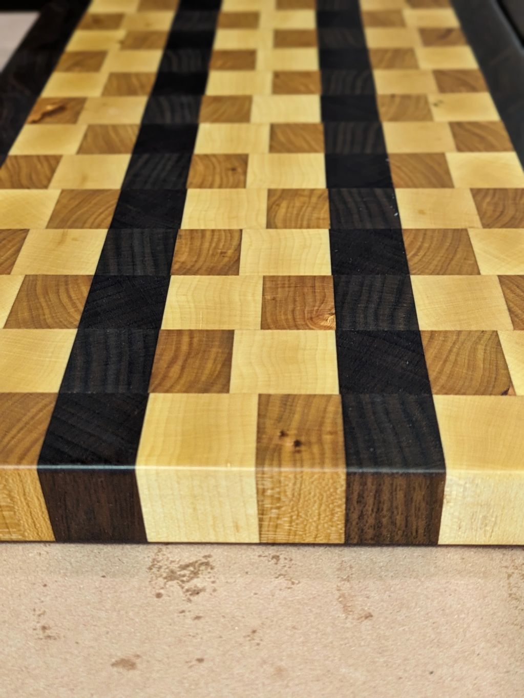"Simon" is our gorgeous End Grain checkered pattern from our "End Grain Collection of Cutting Boards
