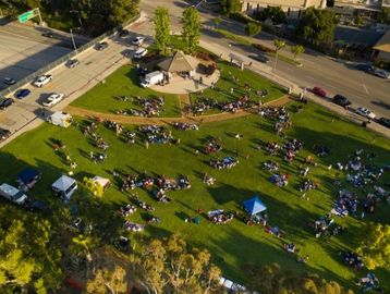 A large park used for a speaking engagement. 