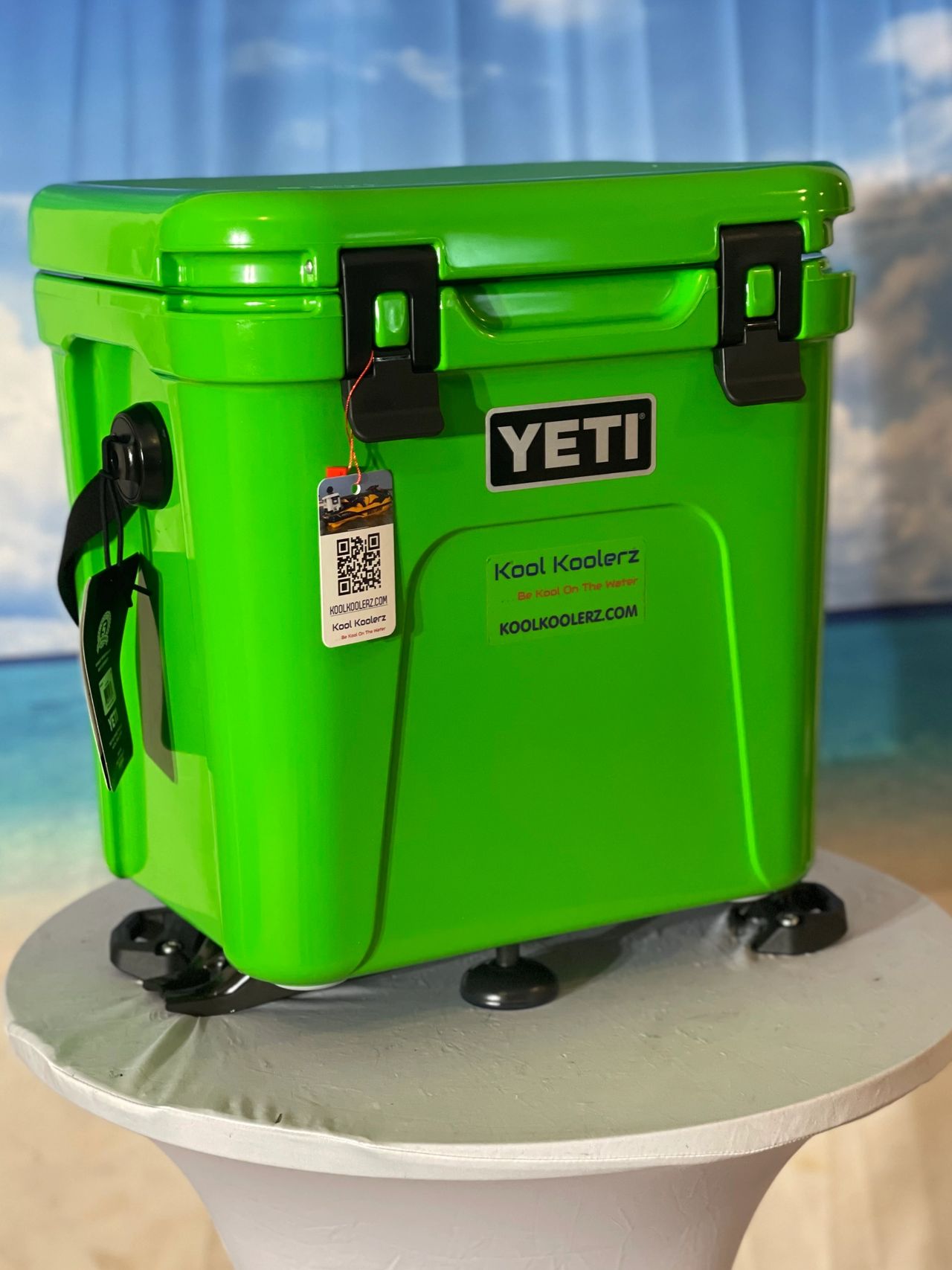 Solid Lime Green Skin For Yeti 20 qt Cooler — MightySkins