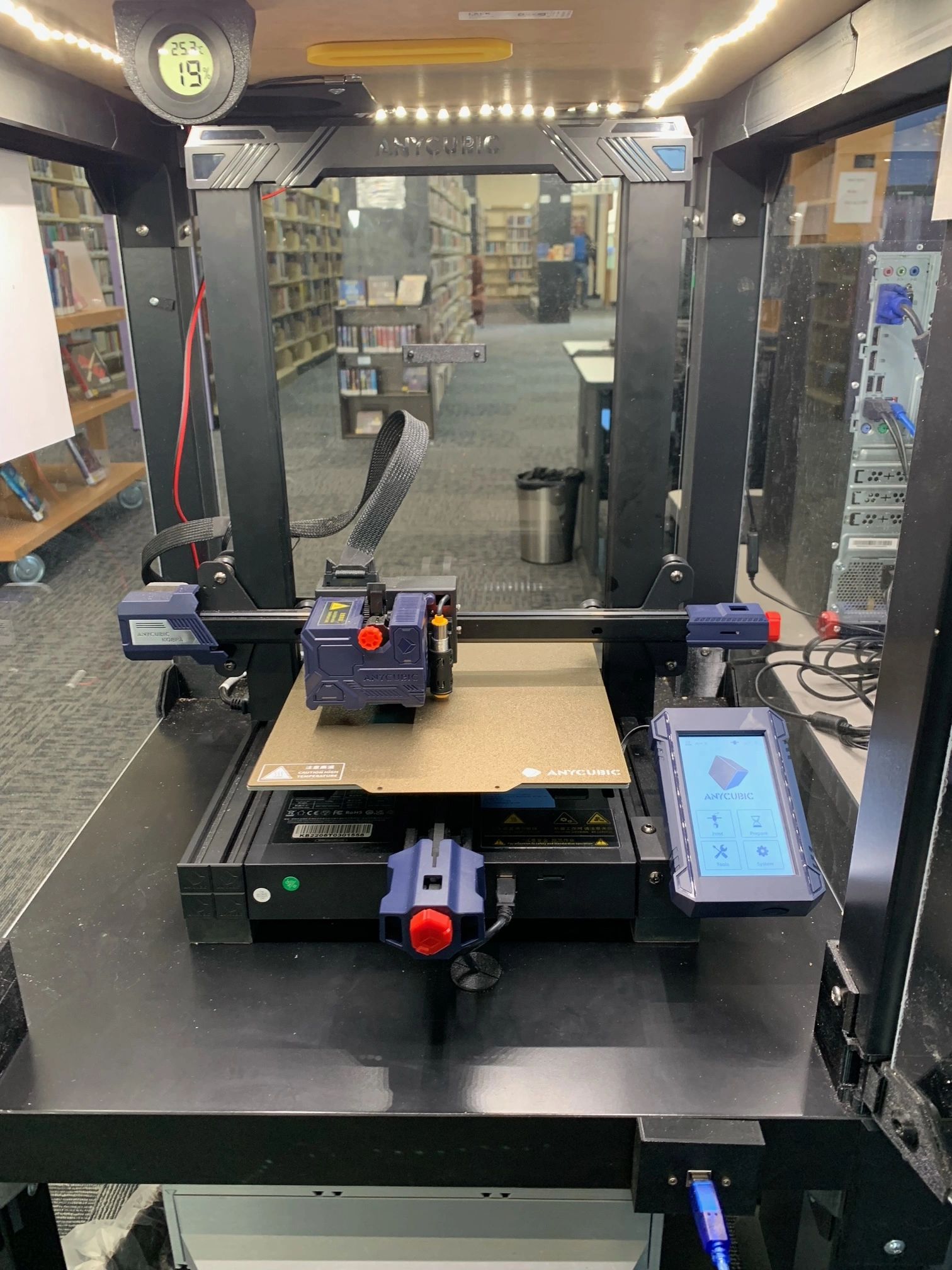 //img1.wsimg.com/isteam/ip/ba07ba9a-0ba9-4e88-9abd-d1c03af737c9/3D%20Printer%20picture%202.jpeg/:/rs=w:1300,h:800