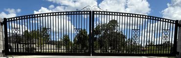 30' opening aluminum metal gate. powder coated. sanford, lake Mary, mt. dora, orange city, lake Hele