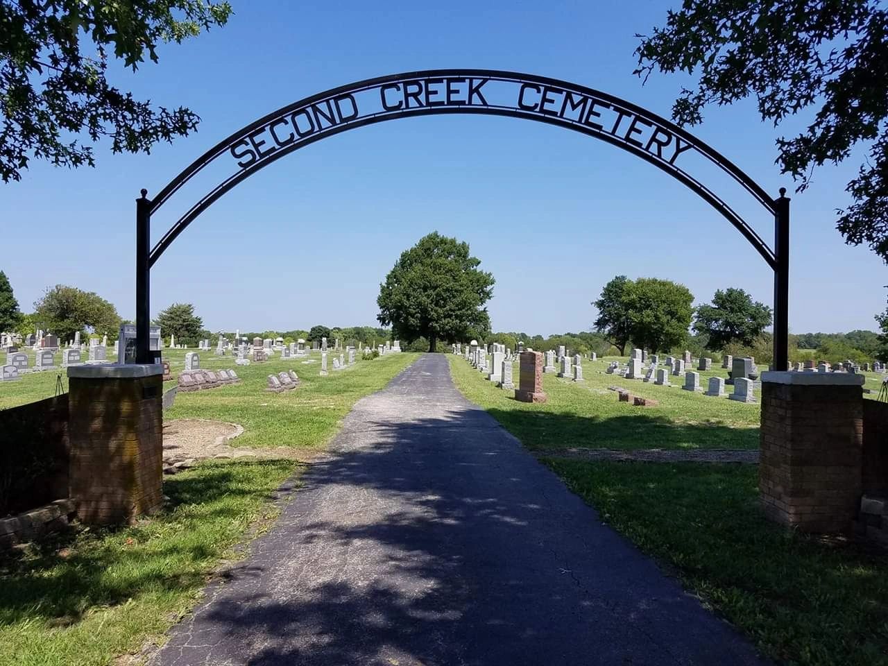 Second Creek Cemetery Cemetery, Memorial Garden, Smithville Mo.