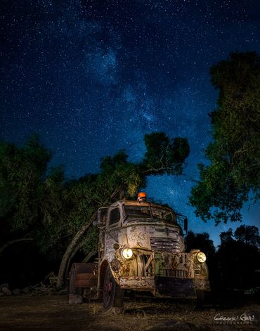 Photograph of Pat's tow truck under the Milky Way
