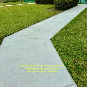 Tropical Window Cleaning Services LLC
Sidewalk Pressure Washing 
West Kendall FL 06/2024