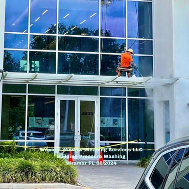 Tropical Window Cleaning Services LLC 
Building Pressure Washing 
Miramar FL 06/2024